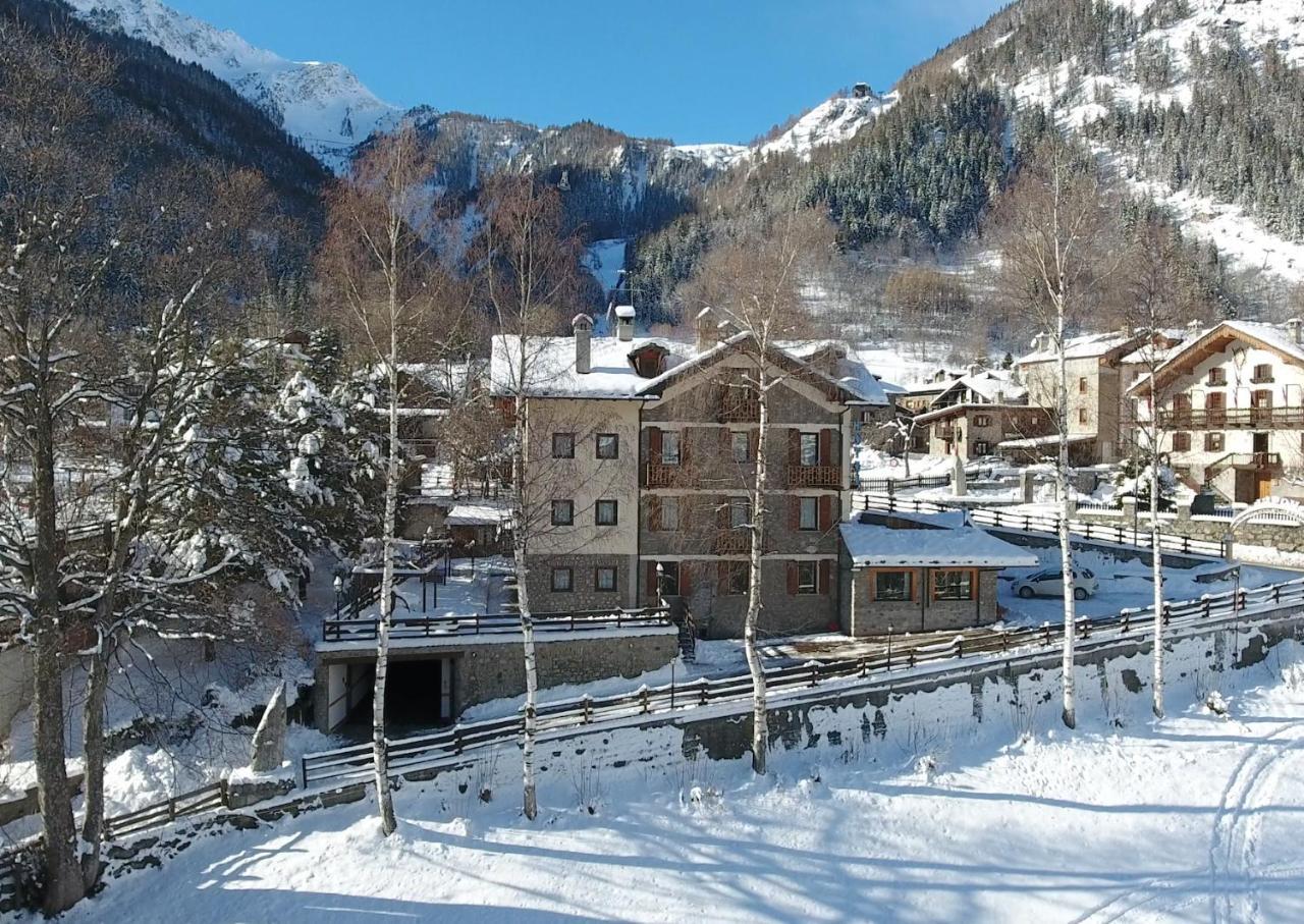 Hotel Stella Del Nord Courmayeur Exterior photo